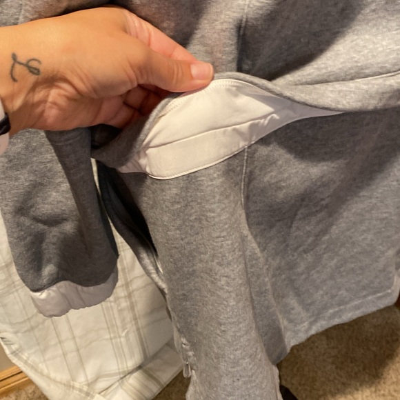 Lululemon Light As Warmth Jacket - Picture 4 of 10